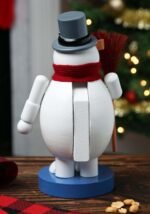 Kurt Adler Frosty Nutcracker - Image 3