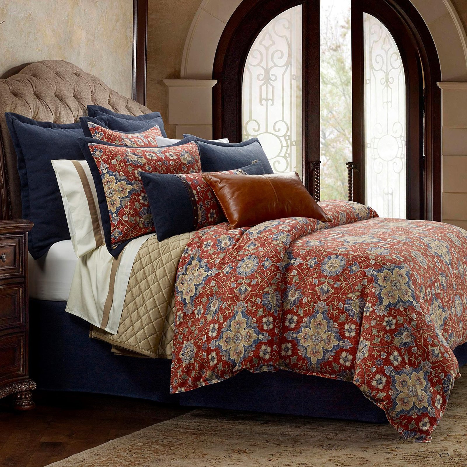 91Iv4nC9B8L.jpg HiEnd Accents Melinda Comforter Set - Image 1